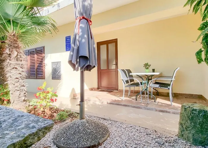 公寓 Fiore Three *