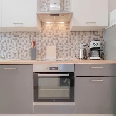 Fiore Three * Novigrad (Istria)