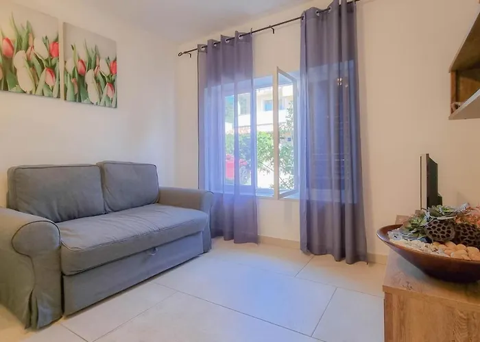 Fiore Three Apartman *